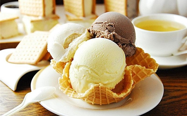 1626776240706245.jpg 冰淇淋進口清關(guān)_副本.jpg