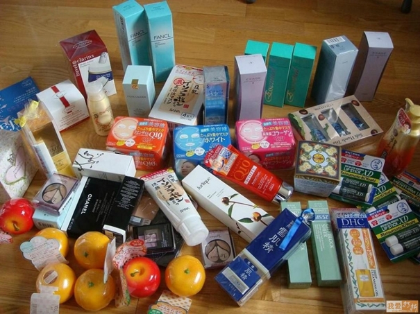 1636369606627065.jpg 化妝品如何進(jìn)口報(bào)關(guān)_化妝品報(bào)關(guān)超詳細(xì)流程_副本.jpg