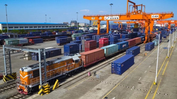 1637227433207336.jpg 重慶進(jìn)口報關(guān)公司哪家比較好_重慶清關(guān)_副本.jpg