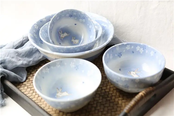 1660123470974439.png 進口瓷器報關代理 (2).png